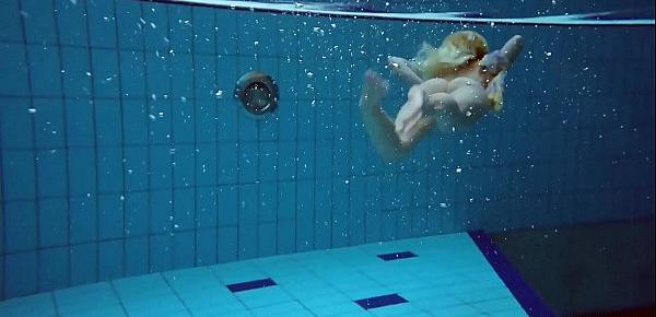  Milana Voda hot underwater pool